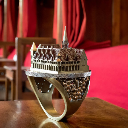 Bijou Bague en bronze des Hospices de Beaune, sculptures bronze  bronze