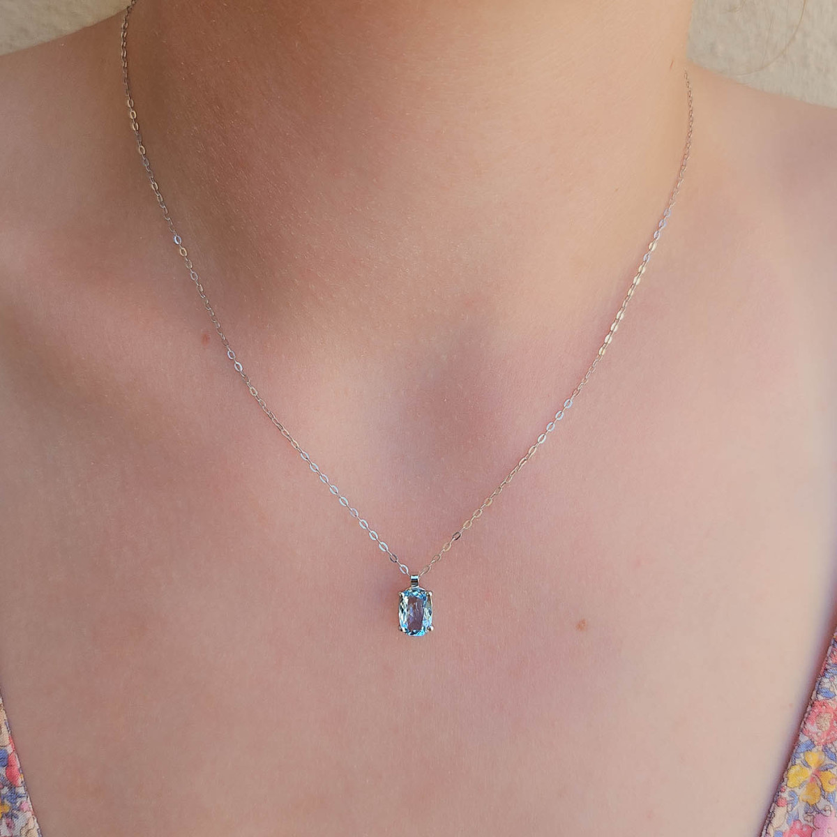 Bijou Pendentif-Aigue-Marine sur chaîne Or blanc 18k, pendentifs sur chaîne or 18 k aigue marine bleu Bijou Pendentif-Aigue-Marine sur chaîne Or blanc 18k, pendentifs sur chaîne or 18 k aigue marine bleu