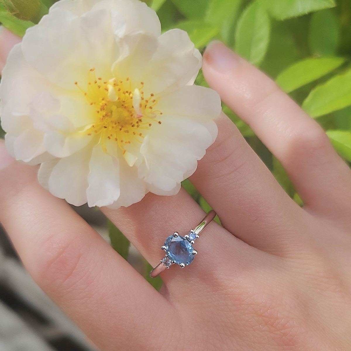 Bague Or 18 Carats – Aigue-marine Et Diamants – Taille 50 – 3,10 G – Occasion Très Bon état