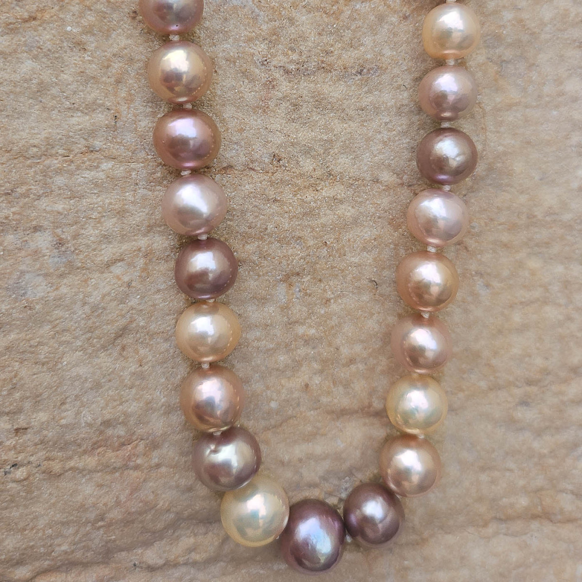 Collier perles eau douce multi-color avec fermoir argent Collier perles eau douce multi-color avec fermoir argent
