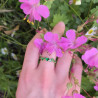 Bague en or jaune 18k sertie de multi-pierres vertes